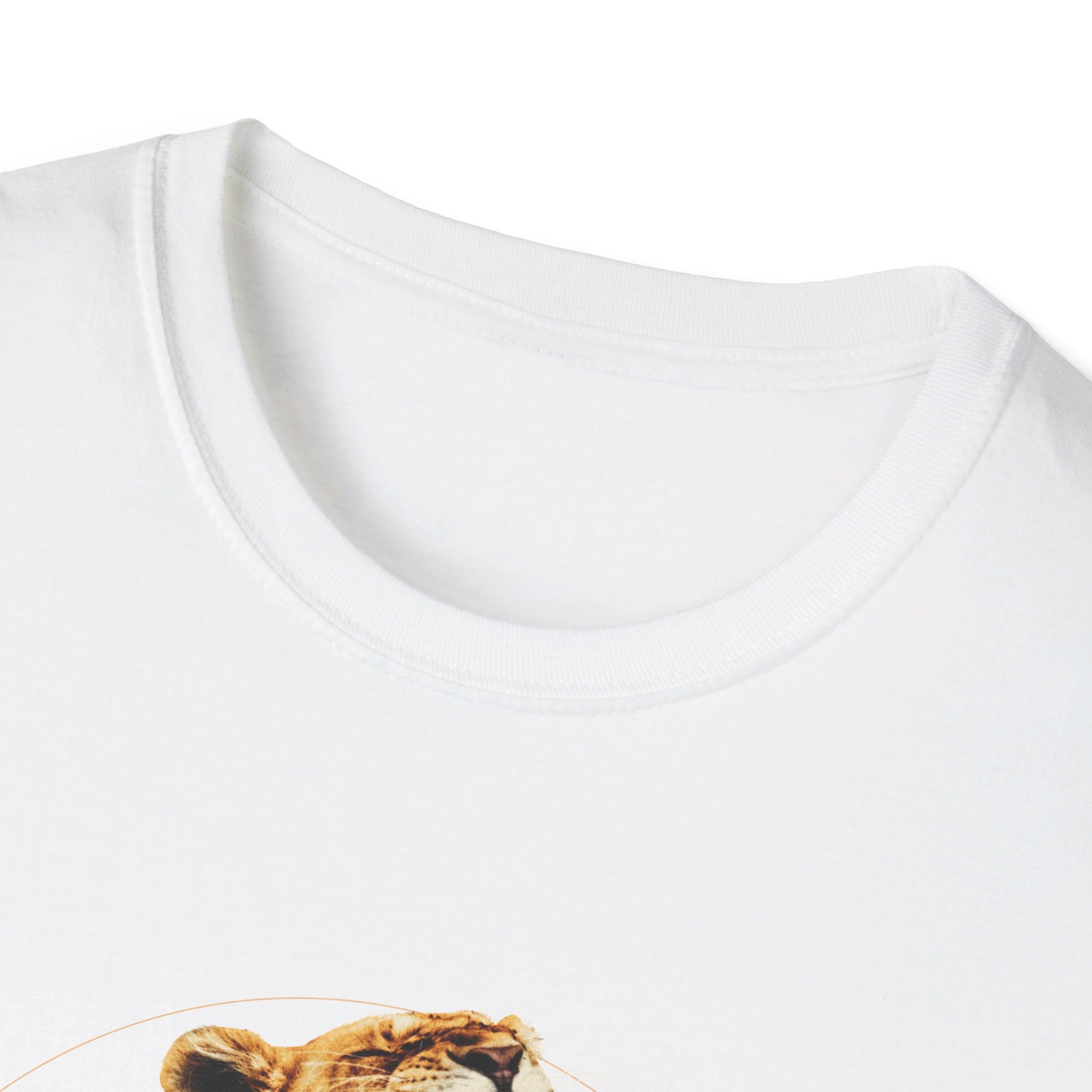 Lioness - Animal Human - Front Design - Premium Bio Unisex T-Shirt - Pure Face Streetwear