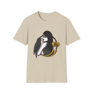 Beautiful sorceress with Crow - Wicked Magic Witches - Unisex T-Shirt