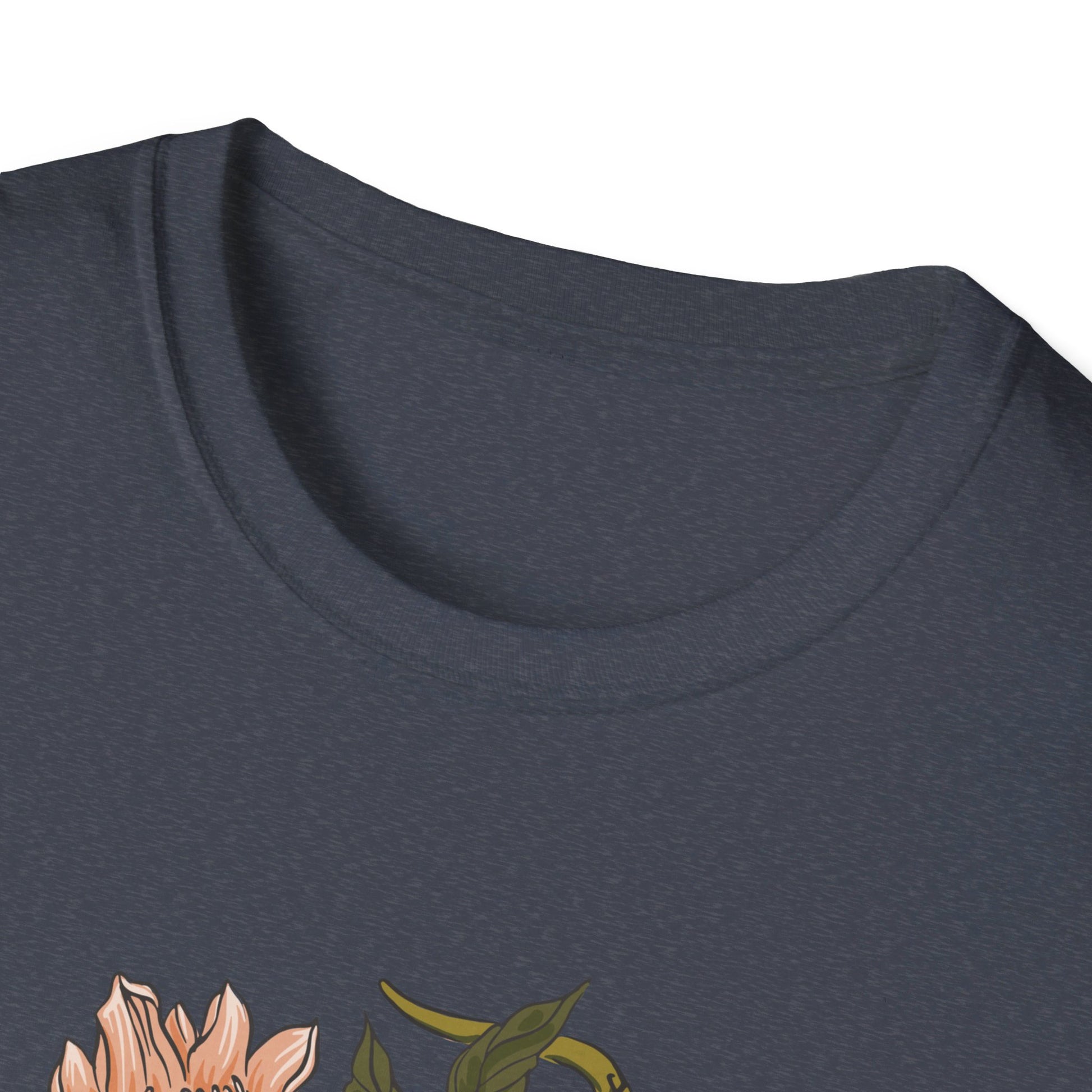 Snake Magnolia - Animals In Nature - Front Design - Premium Bio Unisex T-Shirt - Pure Face Streetwear