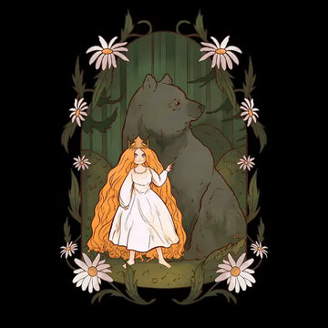 Eine märchenhafte Illustration einer kleinen Prinzessin mit langem, orangem Haar, die vor dem Schatten eines großen Bären steht. Eingerahmt von Blumen versprüht das Bild eine magische Wald-Atmosphäre.