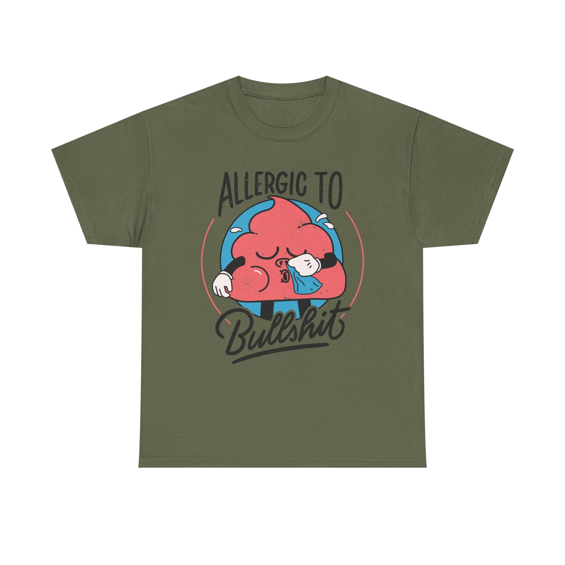 Militärgrünes T-Shirt mit Front Print und dem Statement „Allergic to bullshit“ im Antisocial-Retro-Stil