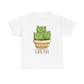 Weißes T-Shirt mit einem süßen und witzigen Motiv aus drei grünen Kakteen in Katzenform im Blumentopf. Das Wortspiel „Catctus“ macht dieses Shirt zur idealen Wahl für Pflanzenfreunde, Katzenliebhaber und Fans von originellen Geschenkideen.