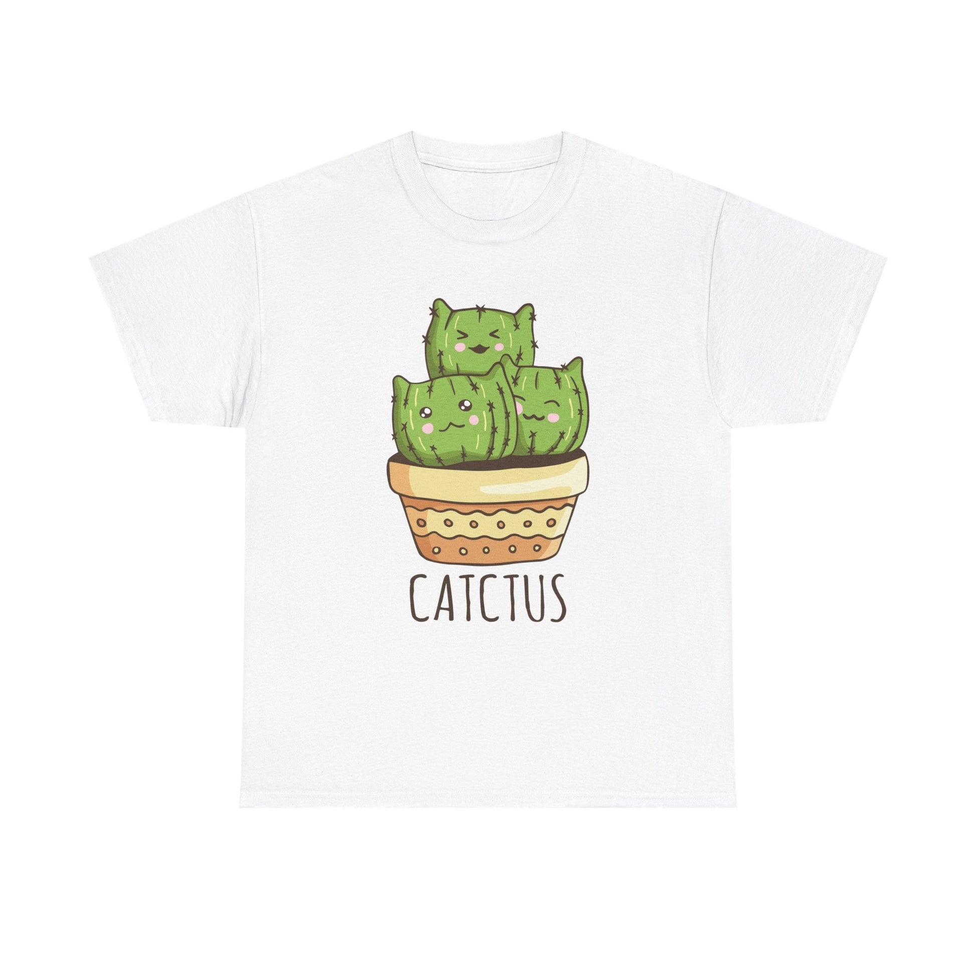 Weißes T-Shirt mit einem süßen und witzigen Motiv aus drei grünen Kakteen in Katzenform im Blumentopf. Das Wortspiel „Catctus“ macht dieses Shirt zur idealen Wahl für Pflanzenfreunde, Katzenliebhaber und Fans von originellen Geschenkideen.