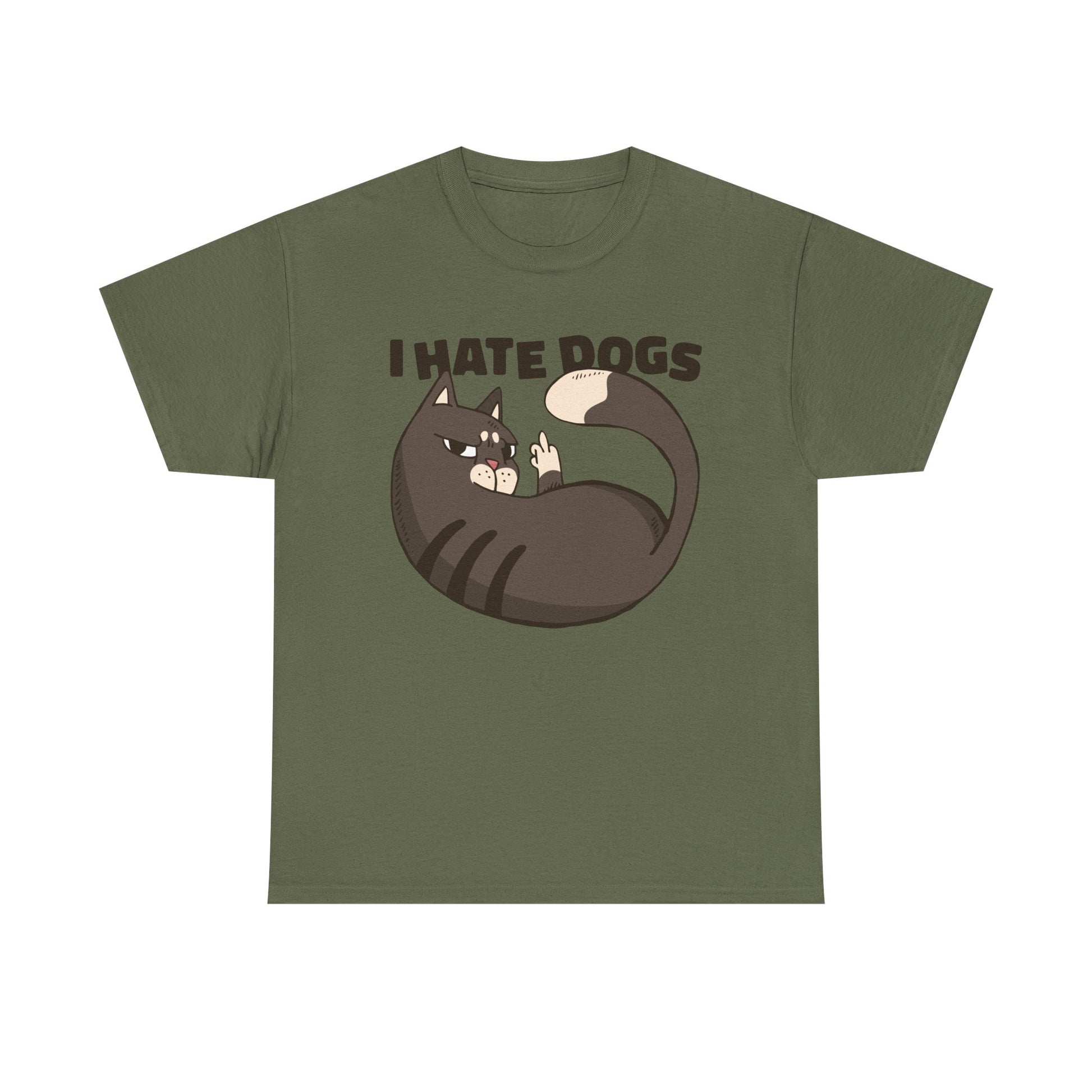 Militärgrünes T-Shirt mit provokantem Frontdesign: Eine wütende Cartoon-Katze zeigt den Mittelfinger, während der Text „I HATE DOGS“ für Aufsehen sorgt – für mutige Statements im Alltag.