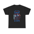 Schwarzes T-Shirt mit kawaii Anime Katze, blauen Anime-Augen, japanischer Schrift, pink-blauen Neonfarben – perfektes Shirt für Anime-Fans und Katzenliebhaberinnen.