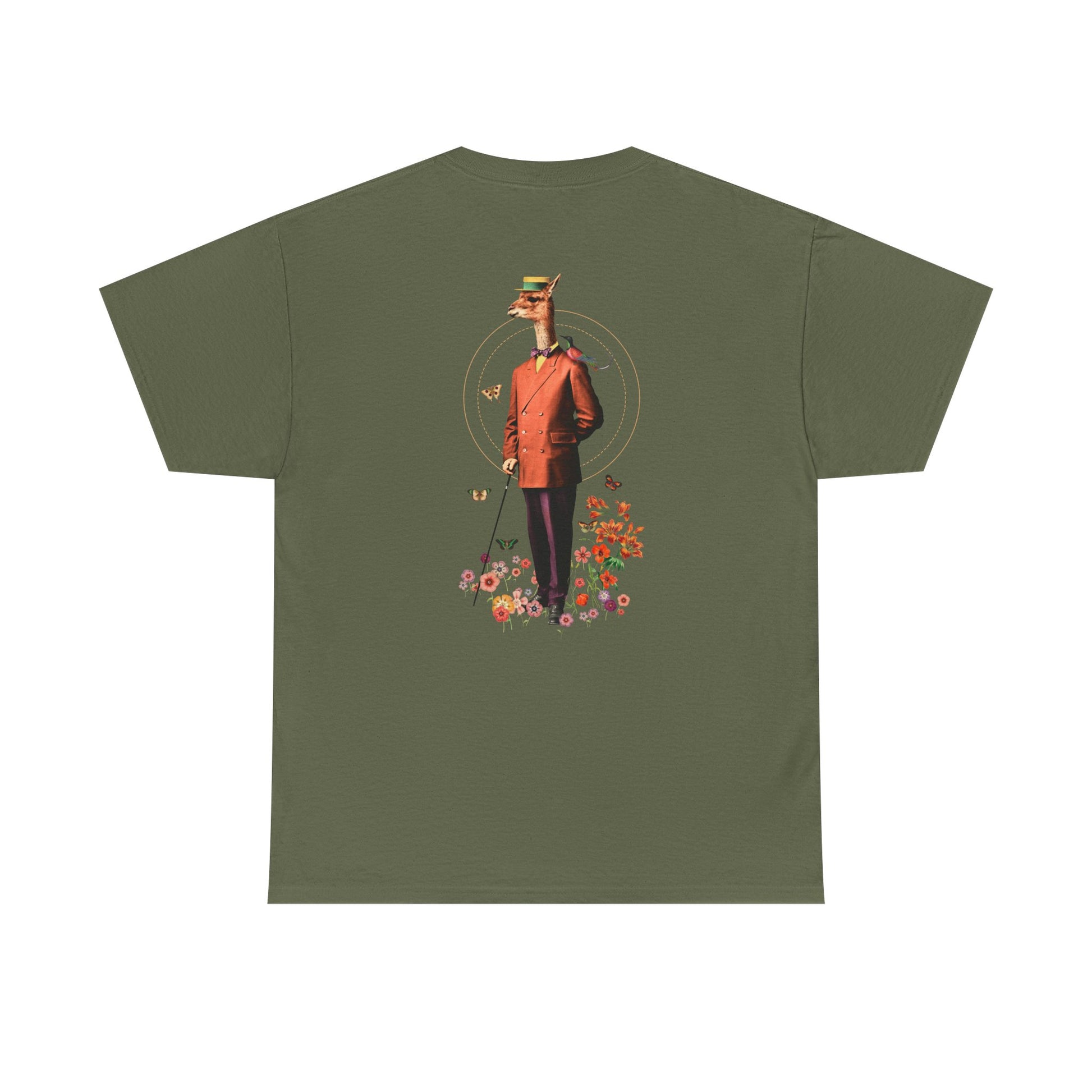 Militärgrünes T-Shirt mit Back Print einer Animal-Human-Collage mit Lama in einer Blumenwiese