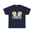 Marineblaues T Shirt mit grafischem Design: Zwei Hände halten je eine Pille – rot oder blau – über dem Wort „CHOOSE“. Darunter grüner Text im Matrix-Stil.