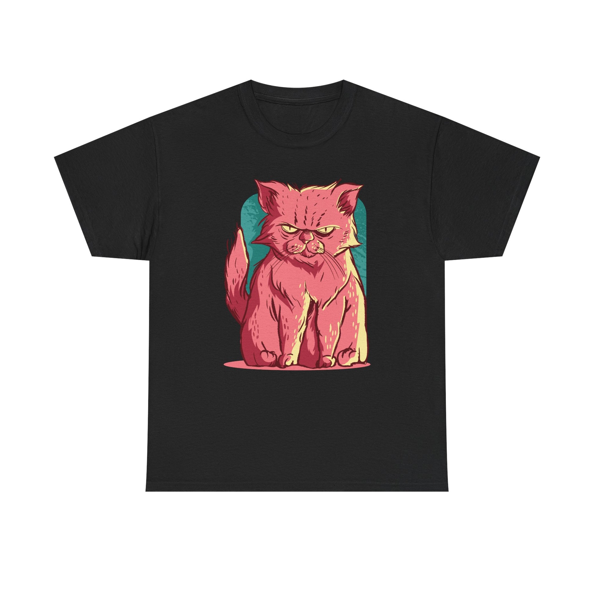 Schwarzes T-Shirt mit pinkfarbener, grimmig blickender Katze im Comicstil auf türkisfarbenem Hintergrund – ein frecher Hingucker für Katzenliebhaber mit Humor.
